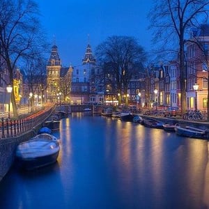 Atque autem quia id sint.